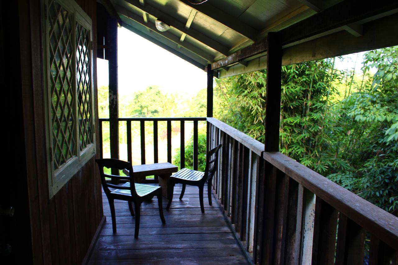 Nanga Damai Homestay Santubong Bagian luar foto